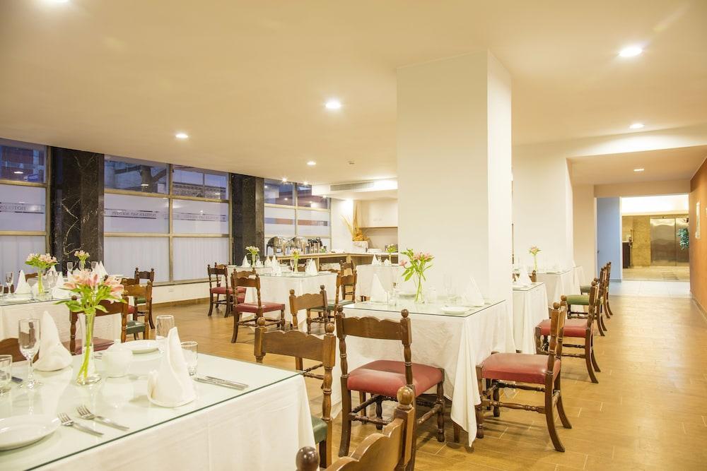 San Agustin Riviera Hotel 3*
